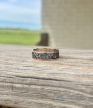 Load image into Gallery viewer, 2 Tone Wedding Bands