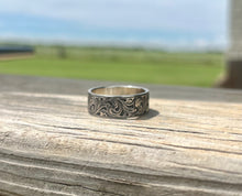 Load image into Gallery viewer, Men’s Sterling Band
